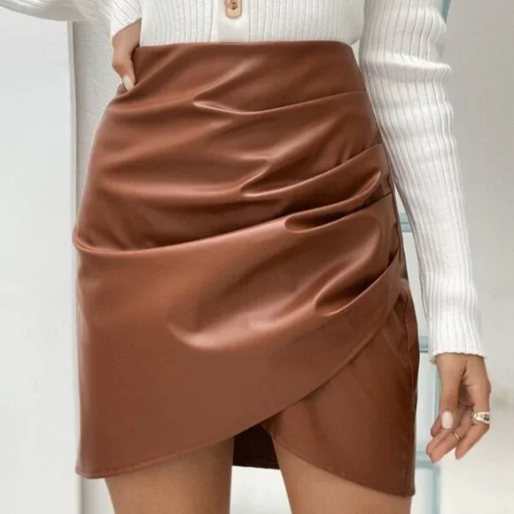 Chic camel Ruched Tulip Hem Vegan Leather Mini Ski - Picture 2 of 6